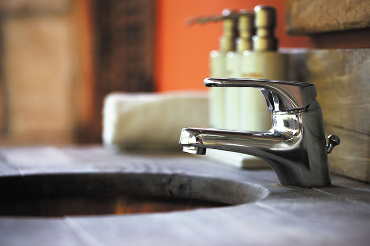 A2B Plumbers are able to fix any leaking taps you may have in Worth. 